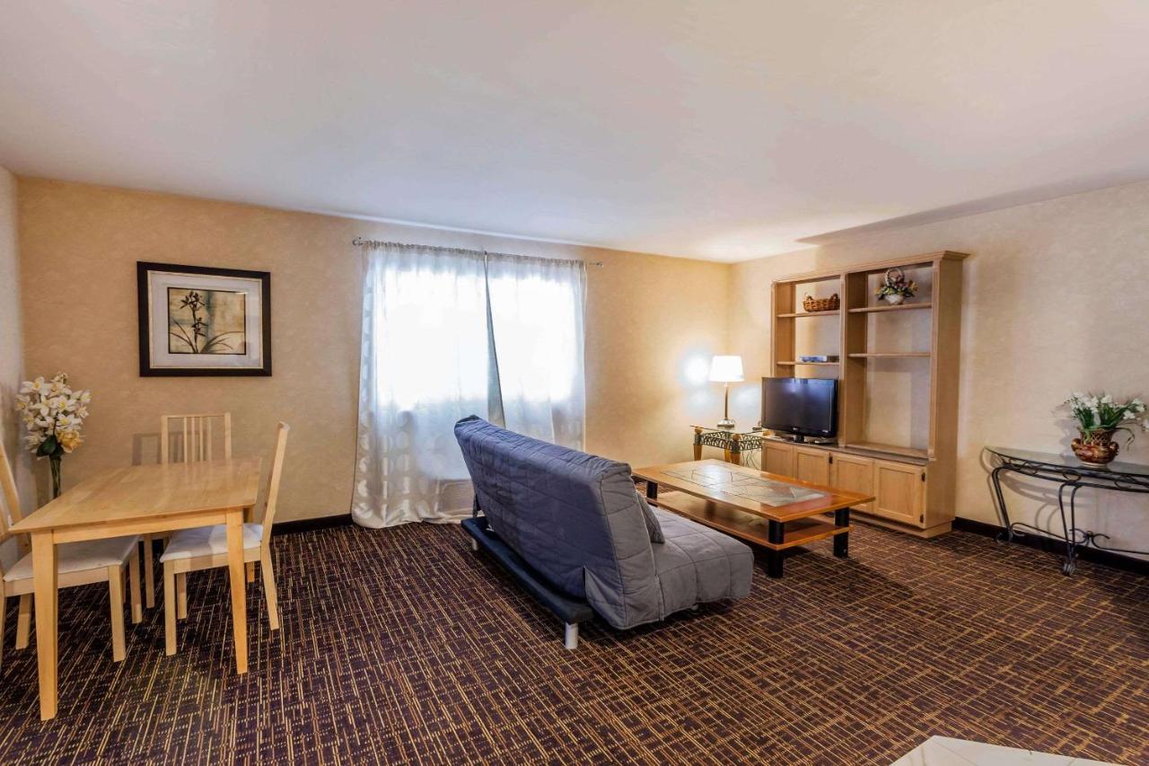 Quality Inn Arlington Exterior photo