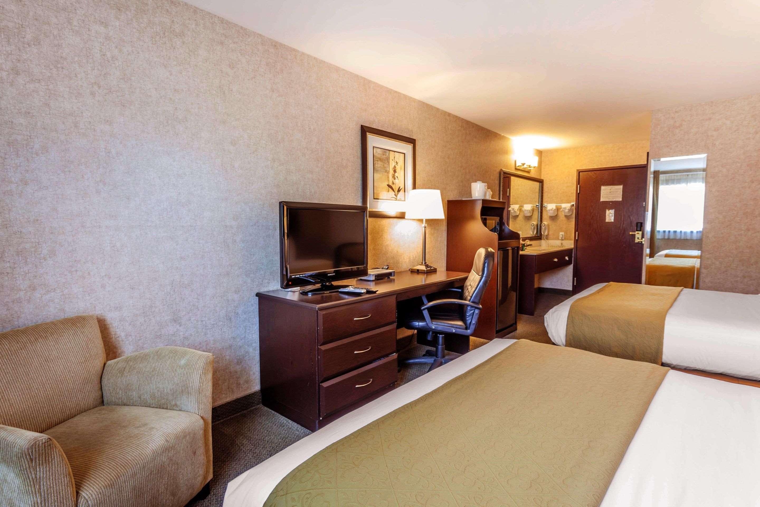 Quality Inn Arlington Exterior photo