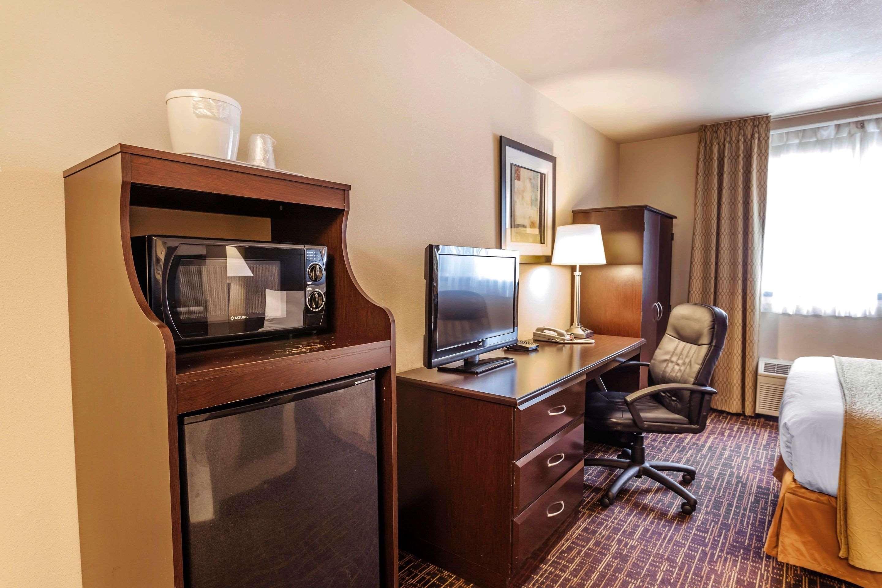 Quality Inn Arlington Exterior photo