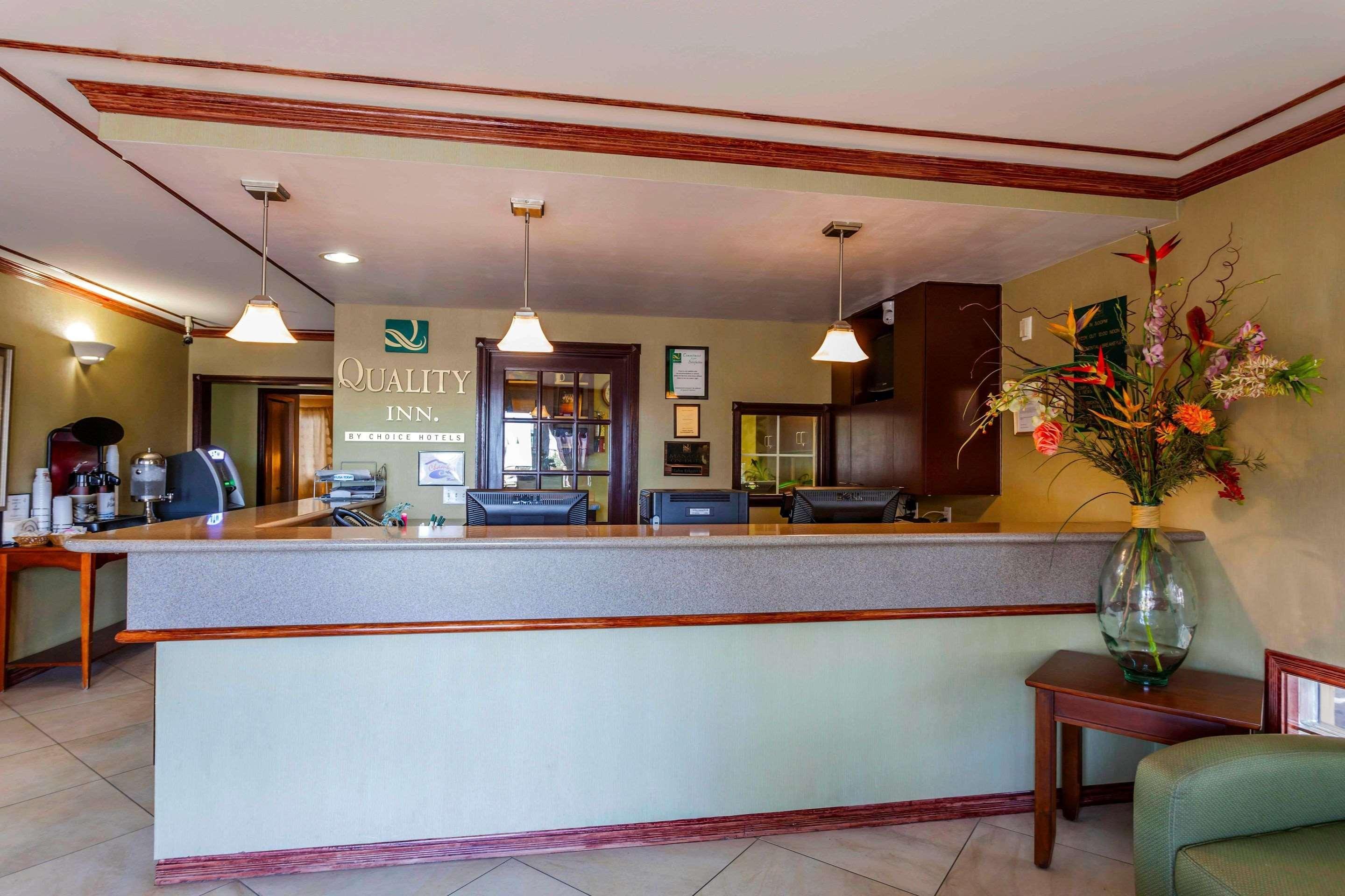 Quality Inn Arlington Exterior photo